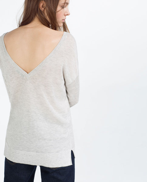 V-NECK SWEATER