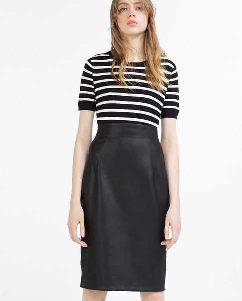 FAUX LEATHER PENCIL SKIRT